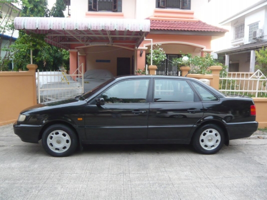 PASSAT 2.0GL AUTO LPG 1996