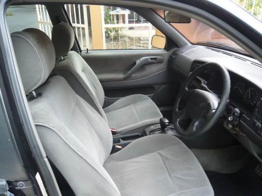 PASSAT 2.0GL AUTO LPG 1996