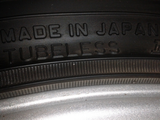 ล้อเบลดเล่แท้ๆ+ยาง245/70/16ของJapan สวยๆครับ