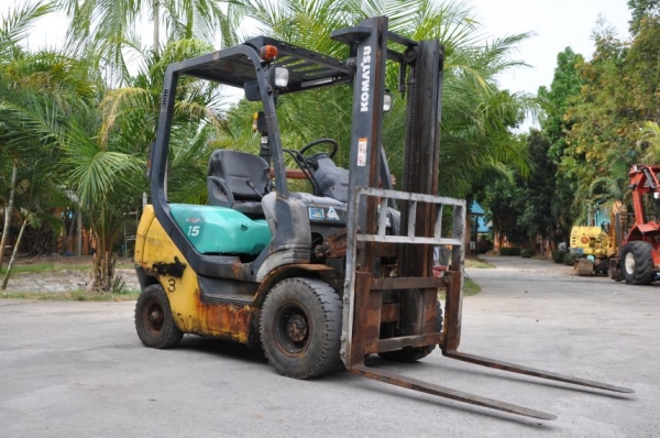 ขายFORKLIFT KOMATSU FG15รุ่น-20 สภาพเดิมๆจากญี่ปุ่น ยังไม่เคยใช้งานในไทย 135,000บาท