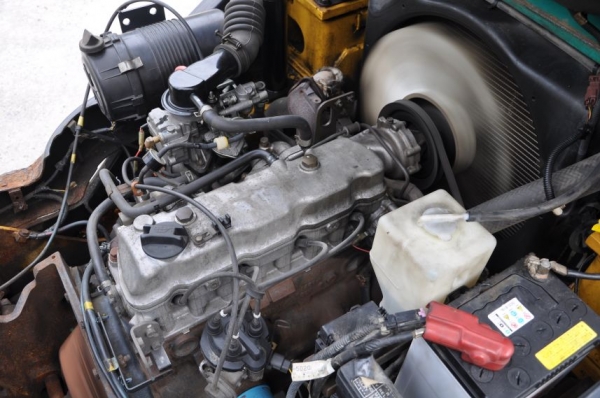 ขายFORKLIFT KOMATSU FG15รุ่น-20 สภาพเดิมๆจากญี่ปุ่น ยังไม่เคยใช้งานในไทย 135,000บาท