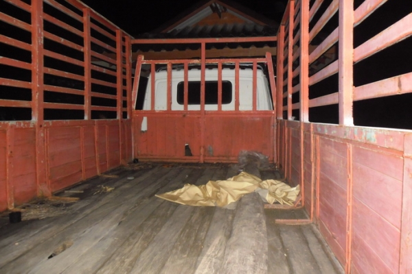 ***ขายแล้วครับขอบคุณ Truck2hand ขาย ขาย 6ล้อ สวยๆ HINO KM310 เครื่องเดิมDQ100 6สูบ 100HP แห้งๆ ไม่เยิ้ม แรง เกียร์เดิม เข้าง่าย ช่วงล่างแน่น คัสซีสวย(เก็บงานแล้ว) F หน้า-หลัง กระบะยาว4.30ม.วางมาใหม่กริ๊กพื้นไม้คอกเหล็กกล่อง สวยแข็งแรง วางหัวFC(ลงเล่ม)สวยๆ