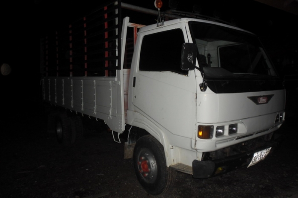 ***ขายแล้วครับขอบคุณ Truck2hand ขาย ขาย 6ล้อ สวยๆ HINO KM310 เครื่องเดิมDQ100 6สูบ 100HP แห้งๆ ไม่เยิ้ม แรง เกียร์เดิม เข้าง่าย ช่วงล่างแน่น คัสซีสวย(เก็บงานแล้ว) F หน้า-หลัง กระบะยาว4.30ม.วางมาใหม่กริ๊กพื้นไม้คอกเหล็กกล่อง สวยแข็งแรง วางหัวFC(ลงเล่ม)สวยๆ