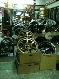 ล้อและยางซิ่ง มือ1และ2 ราคาโคตรถูก เพีัยบ