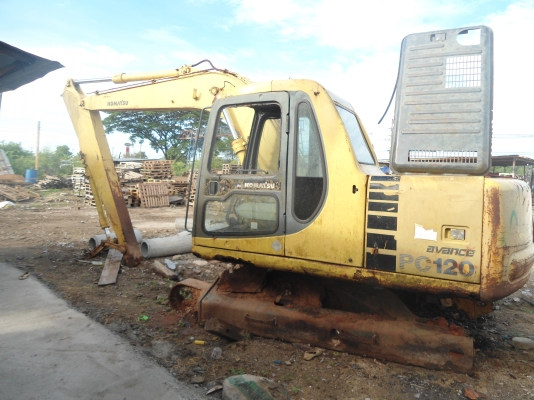 ขายตามสภาพครับ  PC120-6  สนใจติดต่อบอย 085-156-2314