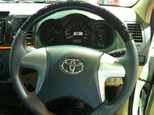 ขายเรือนไมของVigo champ2012 ไมล์ขาว