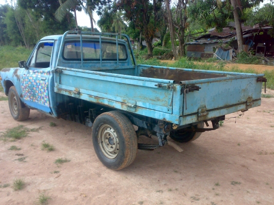 ขายต่อลูกค้าไม่พร้อม***ลดราคาด้วยครับ***ช้างเหยียบ 620 กระบะพื้นเรียบ พร้อมเอาไปใส่กระบอกดั้ม เครื่องดีเซล