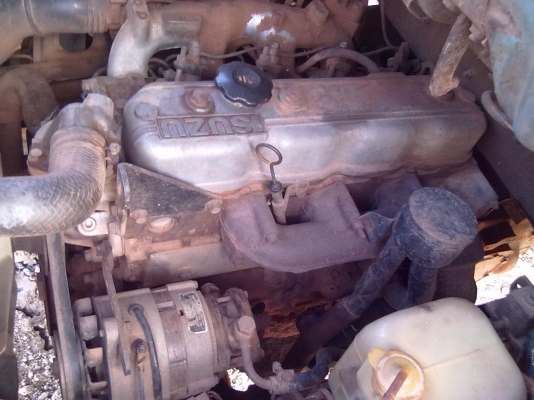 ISUZU ELF85 หกล้อสั้น ยางอะไหล่แขวนข้าง ภายในสวยเดิม อุปกรณ์ครบ สภาพนางฟ้าทะเบียนขาด