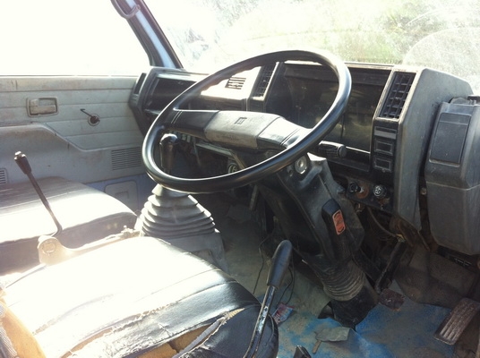 ขายรถดัมพ์ ISUZU ELF 6 ล้อเล็ก จองแล้วมัดจำไว้ ขายรถดัมพ์ ISUZU ELF 6 ล้อเล็ก จองแล้วมัดจำไว้