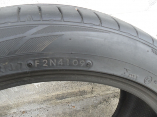 ยาง 225/45R18 สวยๆ 1 คู่