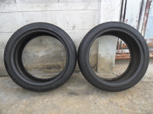 ยาง 225/45R18 สวยๆ 1 คู่