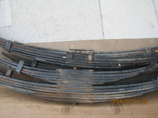 ต้องการขายเเหนบหน้า-หลัง รถหกล้อสิงไฮเทค ต้องการขายเเหนบหน้า-หลัง รถหกล้อสิงไฮเทค