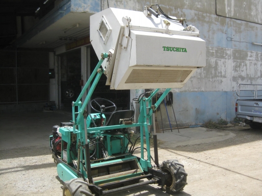 ขายรถเก็บหญ้าสนามTSUCHIYAพร้อมใช้งาน