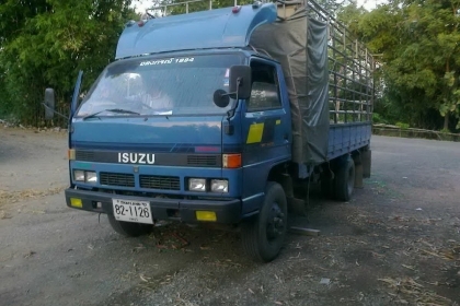 เจ้าของฝากขาย Isuzu NPR 59 P เครื่อง 115 แรง มีไฟแนนซ์จัดให้ Tel. 088-4501277 ตลอด 24 ชม.