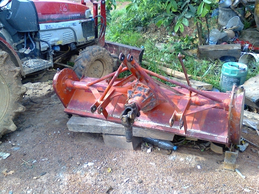 YANMAR รถไถ35 แรง ใบดัน ผาน5 โรตารี่ รถอยุ่นครพนมคับ