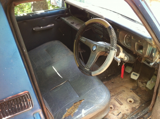 ขาย มาสด้า 1000 กับ 1300 ทะเบียนพร้อมโอนพร้อมใช้ครับ มีให้เลือก สองคัน ครับ