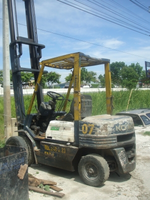 ขาย KOMATSU รุ่น11 น้ำหนัก2.0ตัน