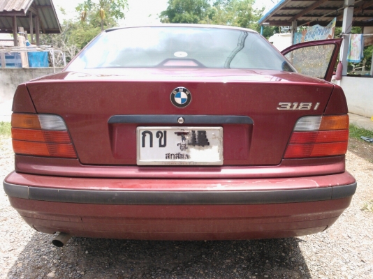 BMW318IA 1998 รุ่นทอปสุด รถมือเดียวห้างแท้ วิ่งแค่14xxxx เบรค ABS แอรแบ็คคู่