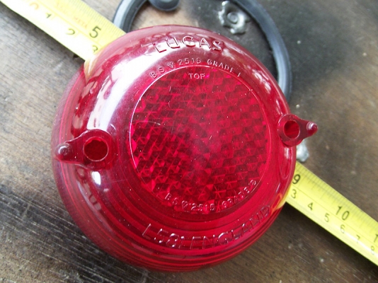 ขายไฟท้ายสวยๆหลายแบบแนว สงครามก็มี old ก็มี bobก็มี lucas eng ก็มีลองดูครับเพื่อนำไปใช้ได้มีรูปครับ