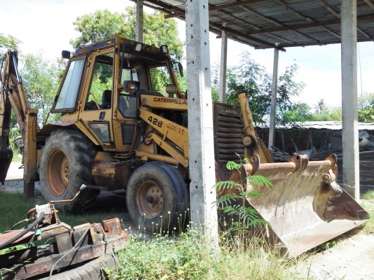 ขายรถ JBC มือสอง ตักหน้าขุดหลัง