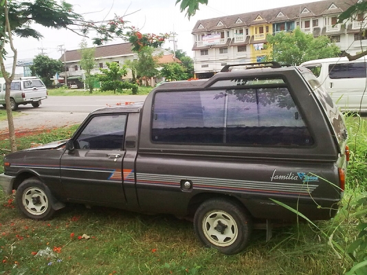 ลุงฝากขายมาสด้า กระบะเล็กสวย สภาพพร้อมมีแอร์ 5เกียร์รถเดิมสวยใครหาอยู่ลองดูก่อนครับผม