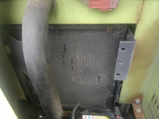 รถกระเช้า HITACHI HX99B 1AXPOOO109 รถนอกนำเข้าจากญี่ปุ่น รถสวยมากครับ ถึงไทยแล้ววันนี้ โทร มานะ  085-9049669