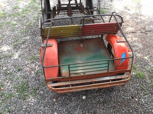 ชายด่วน 4ลัอขัดขับ น้่่งใด้2คน เข็น2คนขขึ่นไป ชายด่วน 4ลัอขัดขับ น้่่งใด้2คน เข็น2คนขขึ่นไป