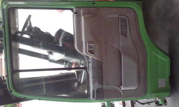 ประตูซ้าย/ขวา HINO PROFIA