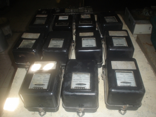 มิเตอร์ไฟขายเหมาครับ ใครมีโรงงาน เครื่องจักรเอาไปใช้ ตัวละ 500 บาท