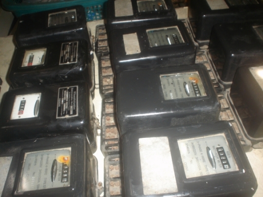 มิเตอร์ไฟขายเหมาครับ ใครมีโรงงาน เครื่องจักรเอาไปใช้ ตัวละ 500 บาท