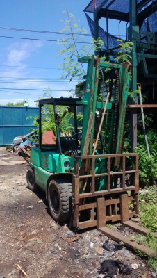 ฝากขายถูกๆ รถยกมิตซูบิชิ 3 ตัน เสาสูง 4 เมตร เครื่องดีเซล เกียร์ออโต้ งาเทได้