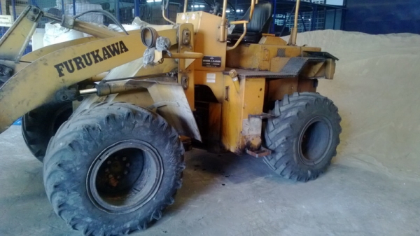 ฝากขายรถตักล้อยาง เอวอ่อน  FURUKAVA  FL80