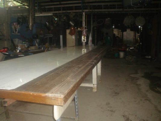 โต๊ะตัดผ้าใหญ่ ได้ขนาด ได้มาตรฐาน กว้าง 1.68เมตร ยาว 6 เมตร