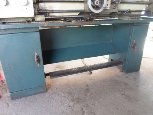 แท่นกลึง 4.5 ฟุต 3 เพลา เกียร์บล็อก กลึงเกลียวได้ไม่ต้องเปลี่ยนเฟือง  65,000