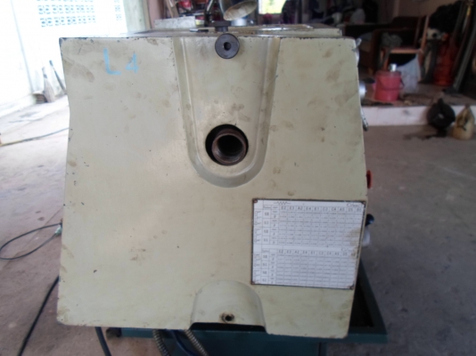 แท่นกลึง 4.5 ฟุต 3 เพลา เกียร์บล็อก กลึงเกลียวได้ไม่ต้องเปลี่ยนเฟือง  65,000