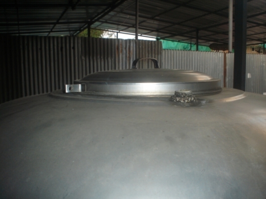 ถังน้ำแสตนเลส 2 ใบใหญ่สภาพดีที่สุด เหมาๆ 13,500บาท ขอแค่นี้