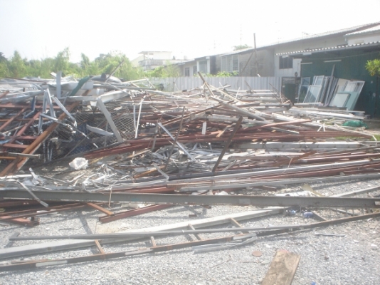 ขายด่วน ตามรูป เหล็กใช้ได้ขายเหมา 15บาท/กิโล มารับเองโลตัสวังหิน