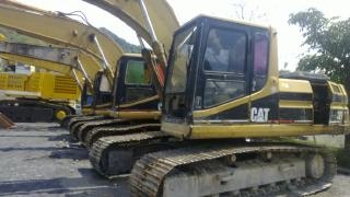 ขาย CAT320V2มีทั้งหมด5คัน สภาพสวยพร้อมใช้ ติดต่อได้ที่คุณ อ๊อฟ พิจิตร 086-737-9991
