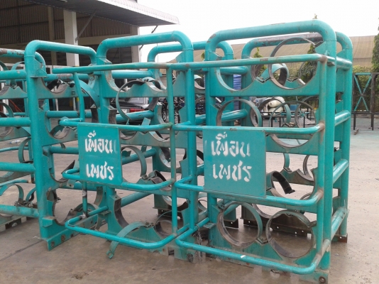 ขายขาถังเหล็ก. ดัดแปลง. มือสอง. สำหรับ. ติดตั้ง. รถบรรทุก. HINO NGV 8-10 ถัง ราคาถูก. เริ่มต้นที่. 10000. ถึง. 25000 บาท/ชุด. สินค้า. มีจำนวนมาก. พร้อมส่ง. ซื้อเยอะ. มีส่วนลด. พิเศษ. ด่วน. rnกรุณากรอกรายละเอียด...ต้องขายขาถังเหล็ก. ดัดแปลง. มือสอง. สำหรับ