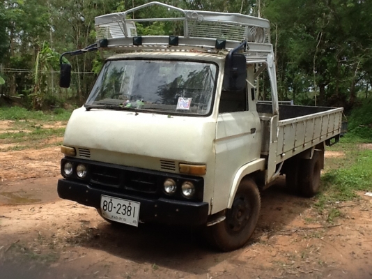 ขายด่วน NISSAN hqc 340 เครื่อง isuzu 85hp 4ba1 ยางพอใช้แคคชชีไม่บวมใช้งานทุกวัน