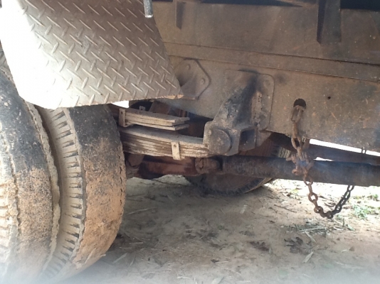 ขายด่วน NISSAN hqc 340 เครื่อง isuzu 85hp 4ba1 ยางพอใช้แคคชชีไม่บวมใช้งานทุกวัน