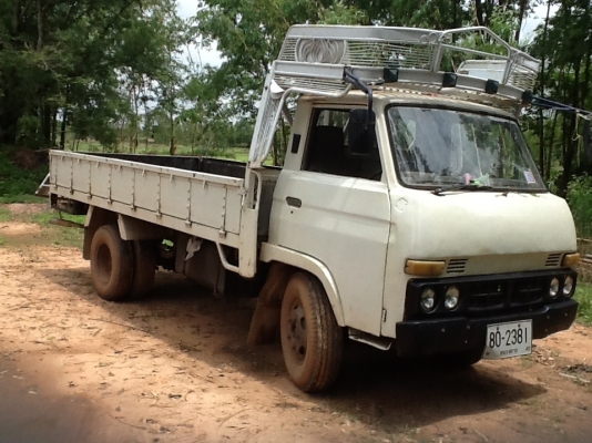ขายด่วน NISSAN hqc 340 เครื่อง isuzu 85hp 4ba1 ยางพอใช้แคคชชีไม่บวมใช้งานทุกวัน