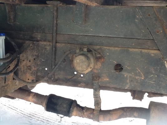 ขายด่วน NISSAN hqc 340 เครื่อง isuzu 85hp 4ba1 ยางพอใช้แคคชชีไม่บวมใช้งานทุกวัน