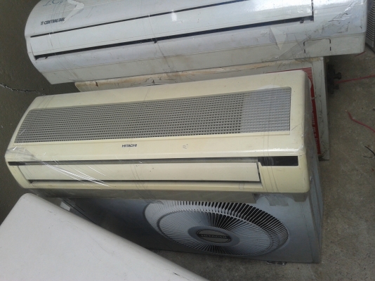 hitachi 12000btu  4500.-