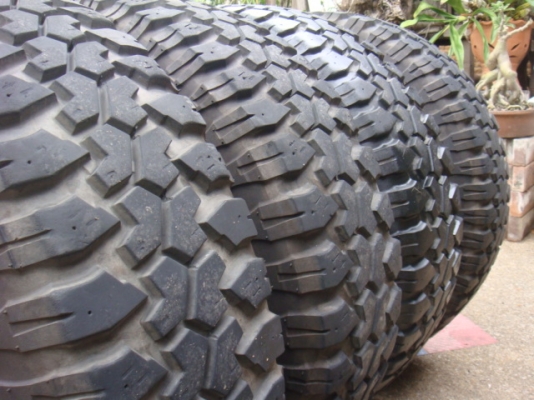 ขายหรือเเลกกับ 265/75/16 BF หรือ A/T ก็ได้ครับ