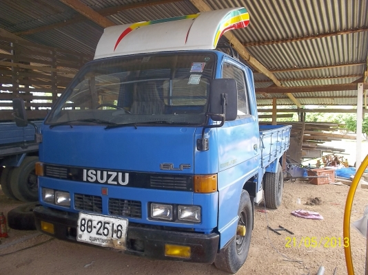 ขาย4ล้อ    เครื่อง  74  แรงม้าหัวเก๋ง NKR เกียร์ยาวหัวเก๋งยกได้