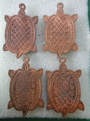 เต่าหลวงพ่อหลิว  รุ่นปลดหนี้