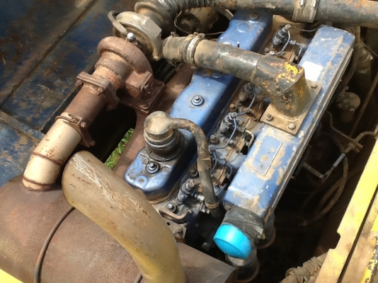 ขายด่วน KOBELCO SK200 รุ่น 2 เครื่อง 6bg1 boเอวดีล้อเดินสวยใช้งานทุกวัน