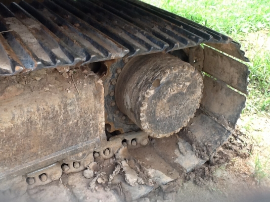 ขายด่วน KOBELCO SK200 รุ่น 2 เครื่อง 6bg1 boเอวดีล้อเดินสวยใช้งานทุกวัน