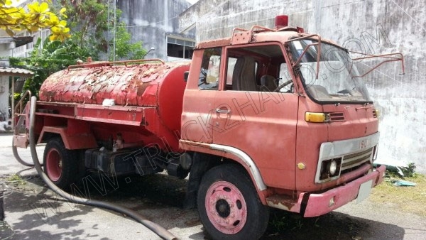 สนใจประมูลรถราชการรวม 3 คัน พรุ่งนี้ให้เสนอราคาได้ครับ(รายการที่ 1 รถบรรทุก 6 ล้อบรรทุกน้ำ ยี่ห้อ ISUZU)